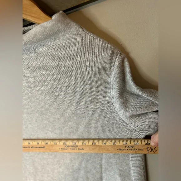 Minimal tunic length sweater - Picture 12 of 12